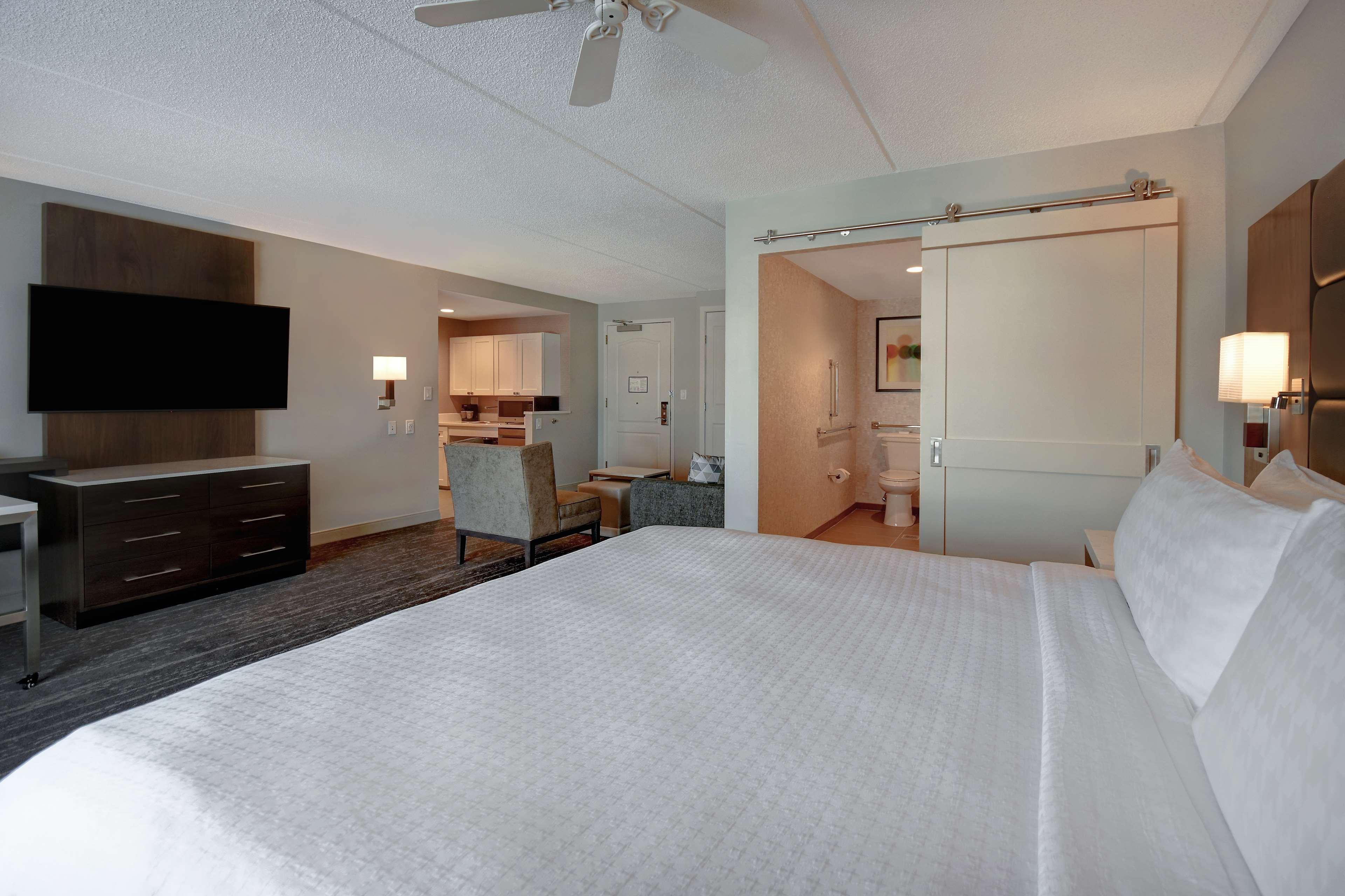 Homewood By Hilton Philadelphia-city Avenue Hotel Filadelfia